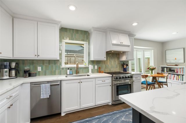 2339 Brookmere Drive, Houston, TX 77008