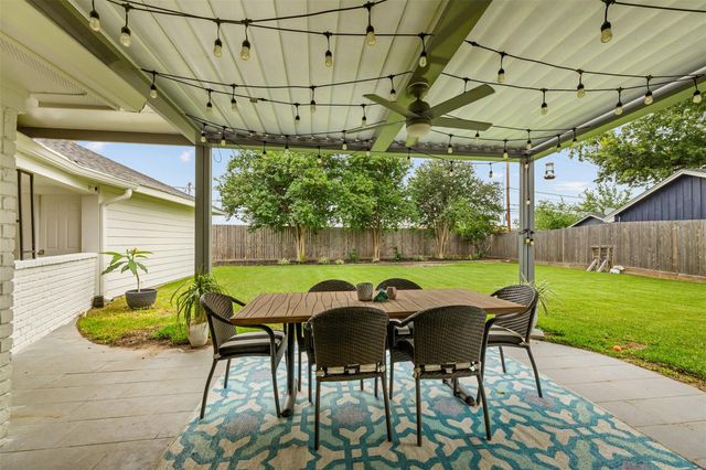 2339 Brookmere Drive, Houston, TX 77008