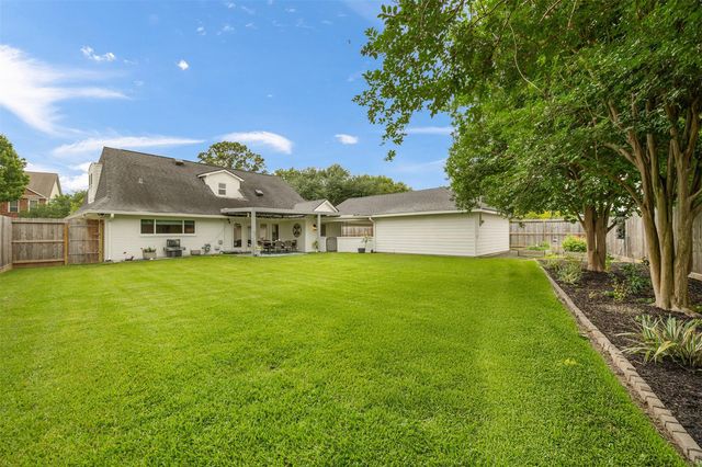 2339 Brookmere Drive, Houston, TX 77008