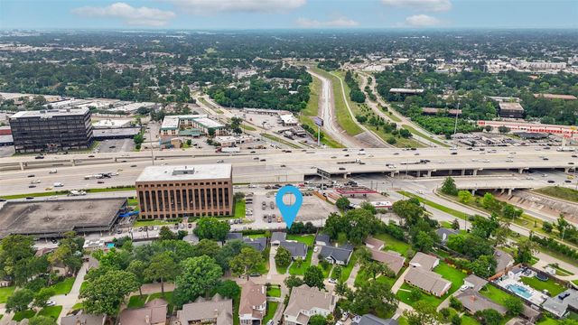 2339 Brookmere Drive, Houston, TX 77008