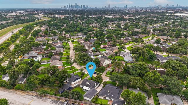 2339 Brookmere Drive, Houston, TX 77008