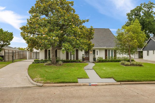 2339 Brookmere Drive, Houston, TX 77008