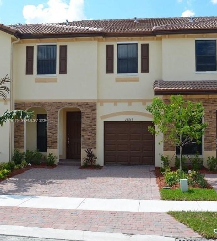 23868 SW 118th Ave, Homestead, FL 33032