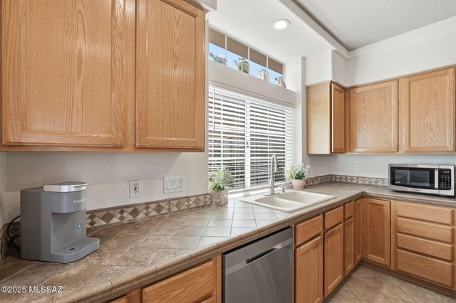 14617 N Desert Rock Drive, Oro Valley, AZ 85755