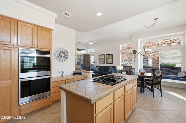 14617 N Desert Rock Drive, Oro Valley, AZ 85755