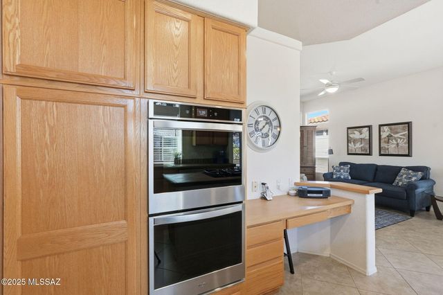 14617 N Desert Rock Drive, Oro Valley, AZ 85755