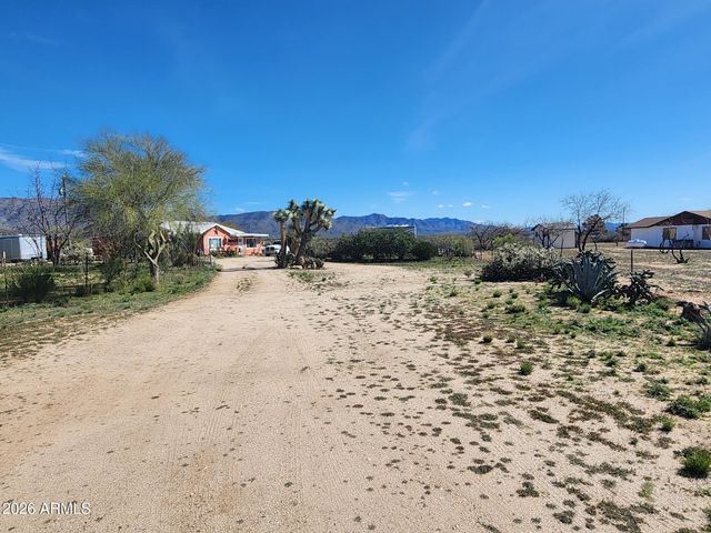 26115 S GHOST TOWN Road, Congress, AZ 85332
