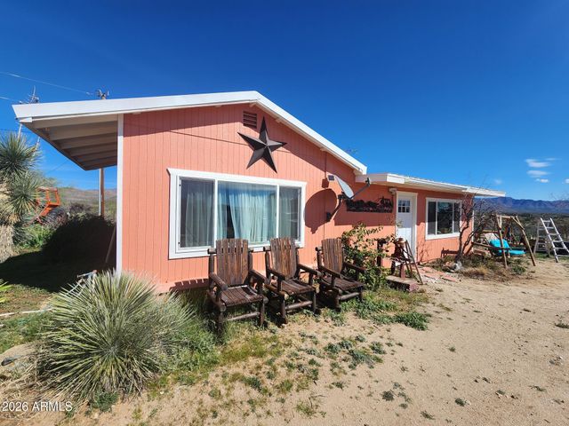 26115 S GHOST TOWN Road, Congress, AZ 85332