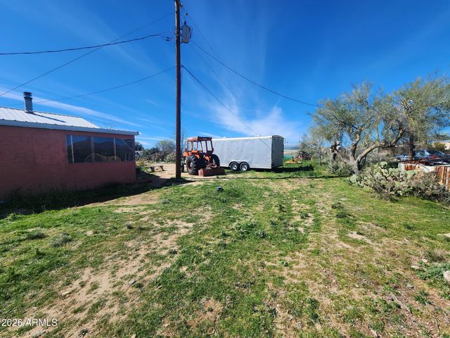 26115 S GHOST TOWN Road, Congress, AZ 85332