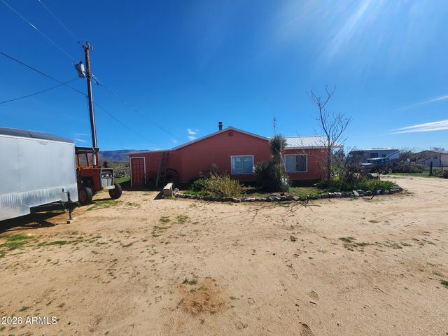 26115 S GHOST TOWN Road, Congress, AZ 85332
