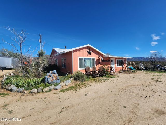 26115 S GHOST TOWN Road, Congress, AZ 85332