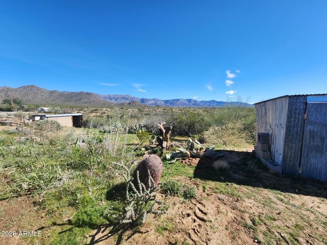 26115 S GHOST TOWN Road, Congress, AZ 85332