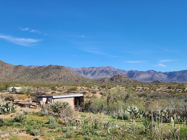 26115 S GHOST TOWN Road, Congress, AZ 85332