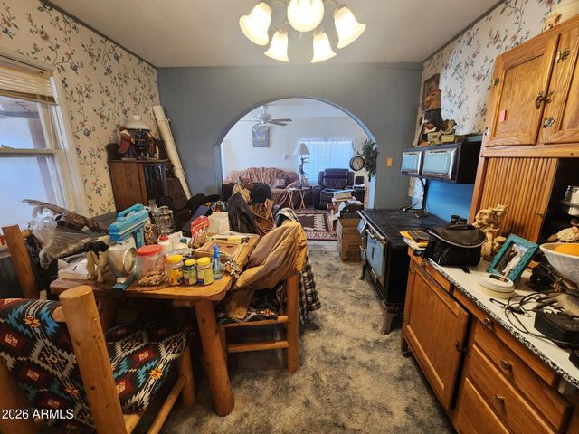 26115 S GHOST TOWN Road, Congress, AZ 85332