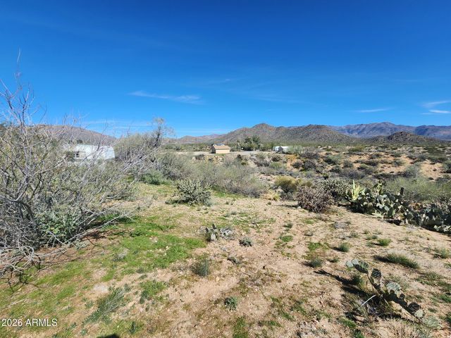 26115 S GHOST TOWN Road, Congress, AZ 85332
