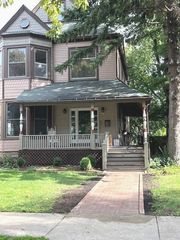 61 7 Avenue, La Grange, IL 60525