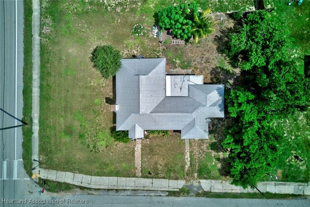 401 E Canfield Street, Avon Park, FL 33825