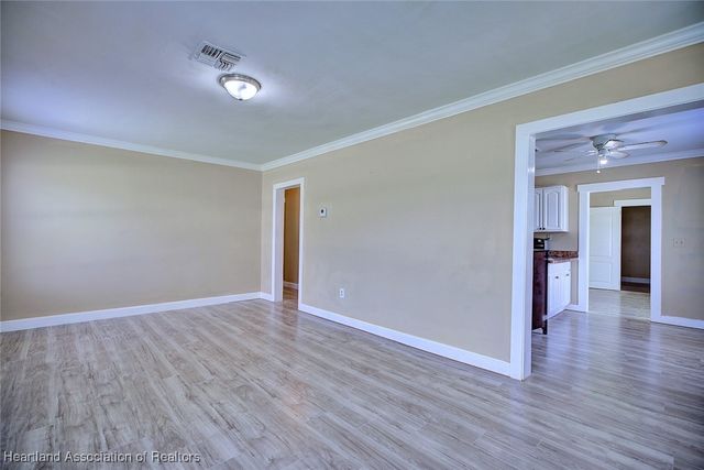 401 E Canfield Street, Avon Park, FL 33825