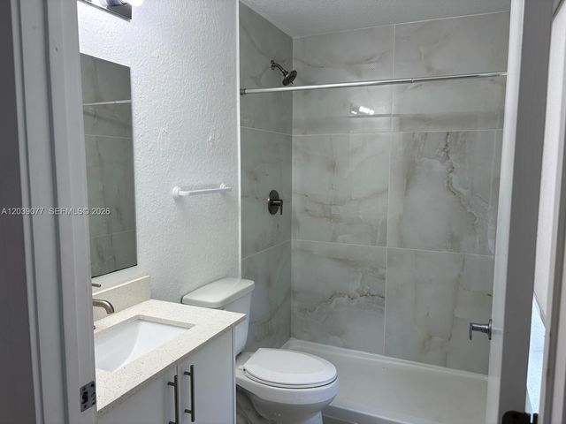 25680 SW 143rd Path, Homestead, FL 33032