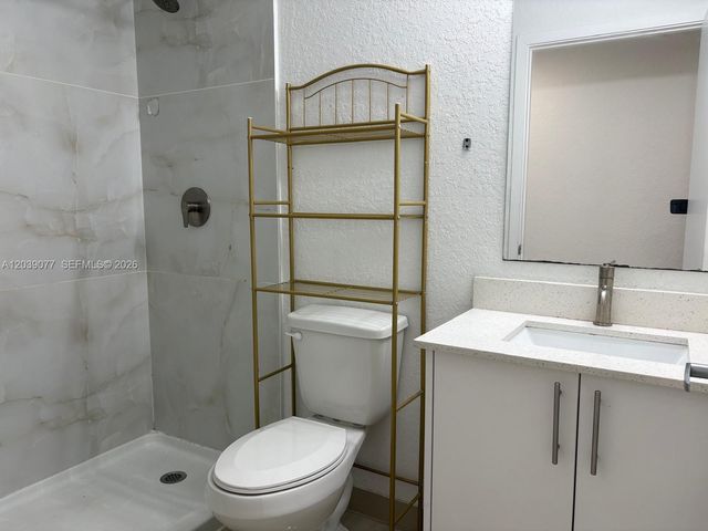 25680 SW 143rd Path, Homestead, FL 33032