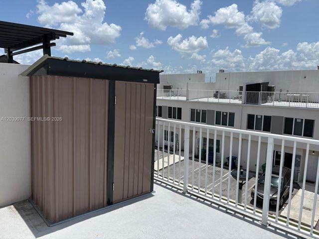 25680 SW 143rd Path, Homestead, FL 33032