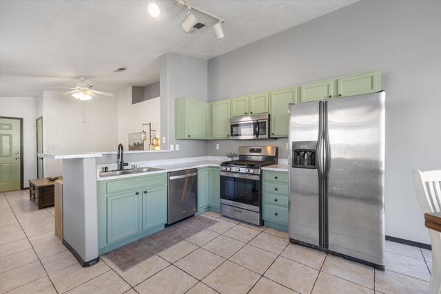 10627 Shooting Star Street NW, Albuquerque, NM 87114