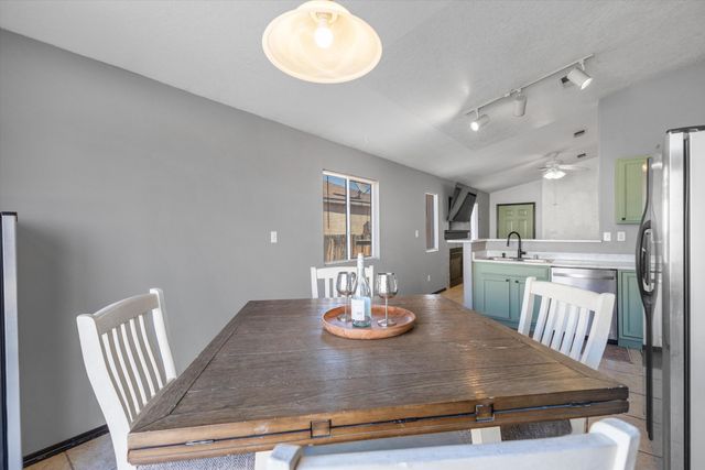 10627 Shooting Star Street NW, Albuquerque, NM 87114