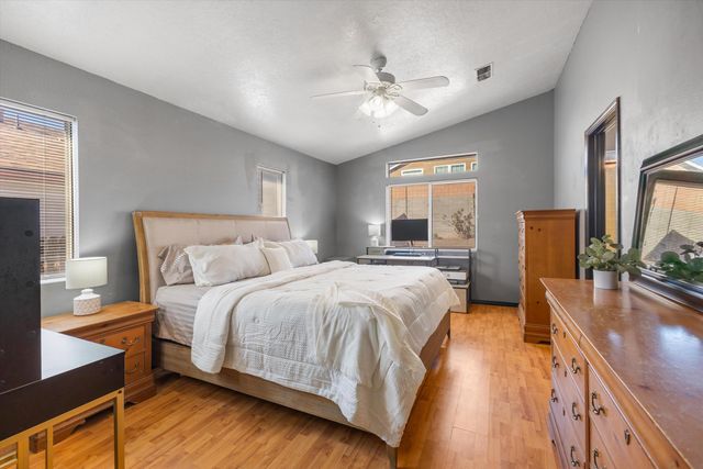 10627 Shooting Star Street NW, Albuquerque, NM 87114