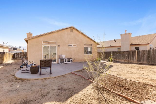 10627 Shooting Star Street NW, Albuquerque, NM 87114