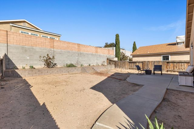 10627 Shooting Star Street NW, Albuquerque, NM 87114