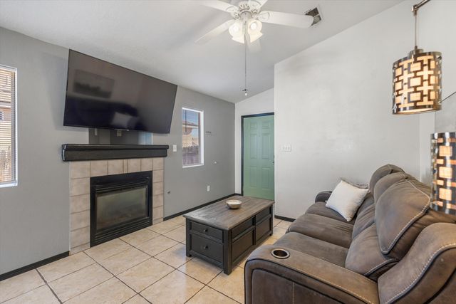 10627 Shooting Star Street NW, Albuquerque, NM 87114