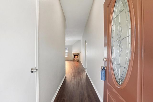 2618 Heatherknoll Drive, Spring, TX 77373