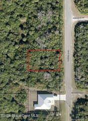 1642 SW Madden Avenue SW, Palm Bay, FL 32908