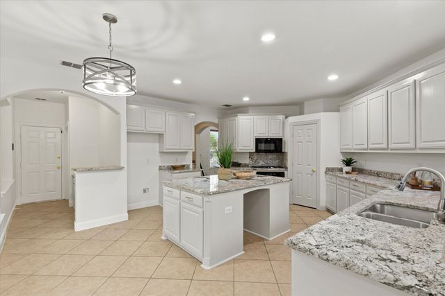 1909 Wind Lake Circle, Garland, TX 75040