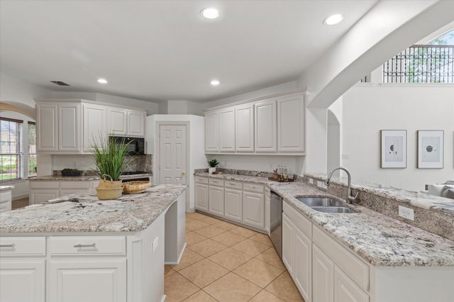 1909 Wind Lake Circle, Garland, TX 75040