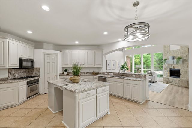 1909 Wind Lake Circle, Garland, TX 75040
