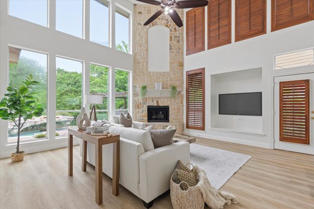 1909 Wind Lake Circle, Garland, TX 75040