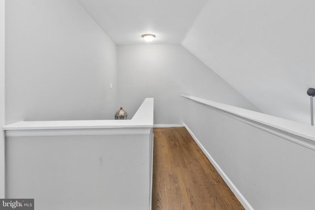 81 LOCKWOOD AVE, Woodbridge, NJ 07095