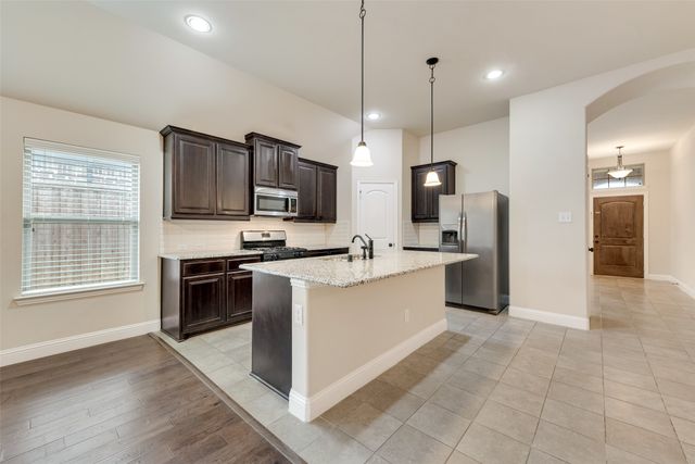 766 Ruffian Way, Fate, TX 75087