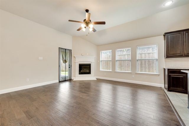 766 Ruffian Way, Fate, TX 75087