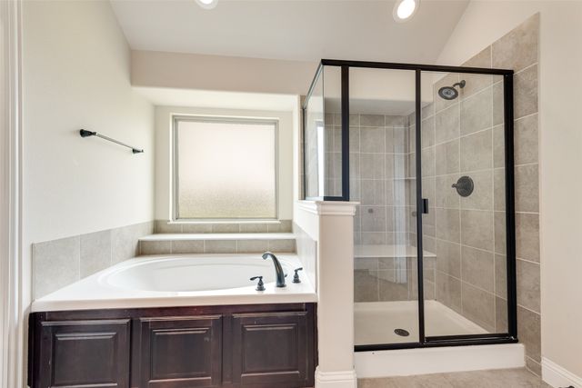 766 Ruffian Way, Fate, TX 75087