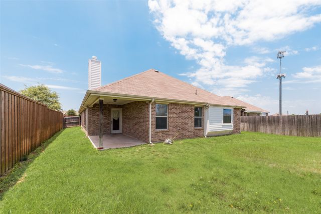 766 Ruffian Way, Fate, TX 75087