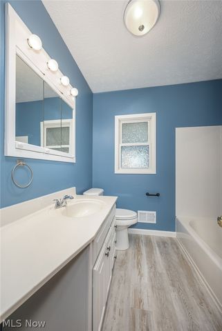 1245 Chelton Drive, Kent, OH 44240