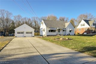 1245 Chelton Drive, Kent, OH 44240