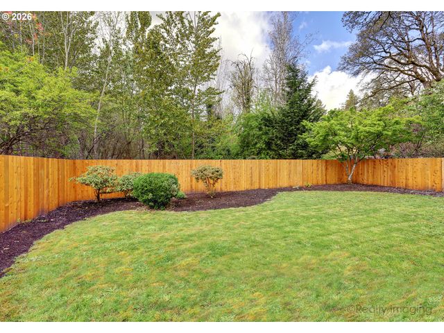 17015 TUALATIN St, Lake Oswego, OR 97035