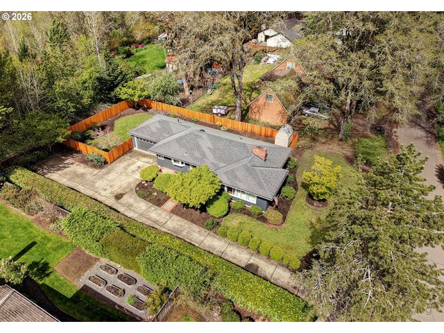 17015 TUALATIN St, Lake Oswego, OR 97035