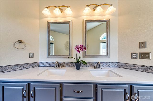 300 Fircrest Drive, Sequim, WA 98382