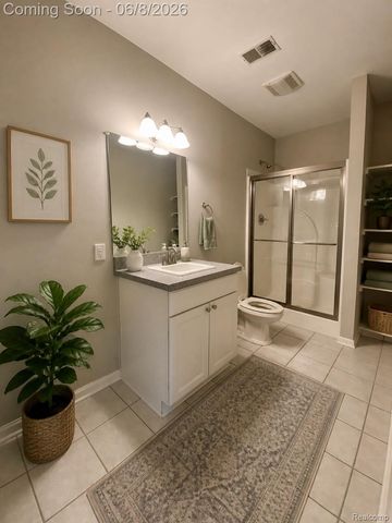 8095 Woodstone Court, Grand Blanc Charter Township, MI 48439