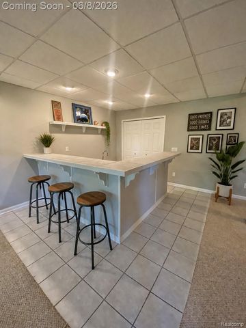 8095 Woodstone Court, Grand Blanc Charter Township, MI 48439