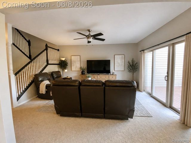 8095 Woodstone Court, Grand Blanc Charter Township, MI 48439